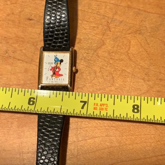 Vintage Disney Fantasia Mickey Mouse Watch - Picture 4 of 7